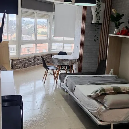 Apartment View Studio, Vista Mar Y Piscina Torremolinos